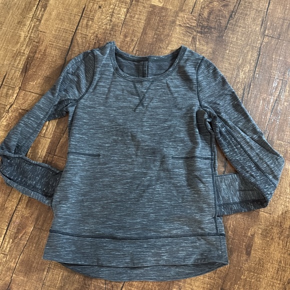 Lululemon pullover crewneck gray sweatshirt - Picture 3 of 6